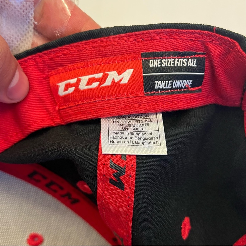CCM Jetspeed‎ Cap, signed, adjustable - Picture 7 of 8